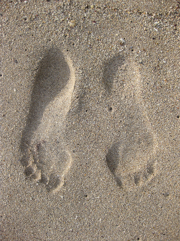foot_prints_sand2--foto-von-karl-heinz-finke
